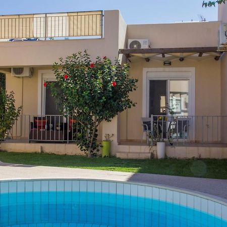 Villa Nopigia Homeleader エクステリア 写真